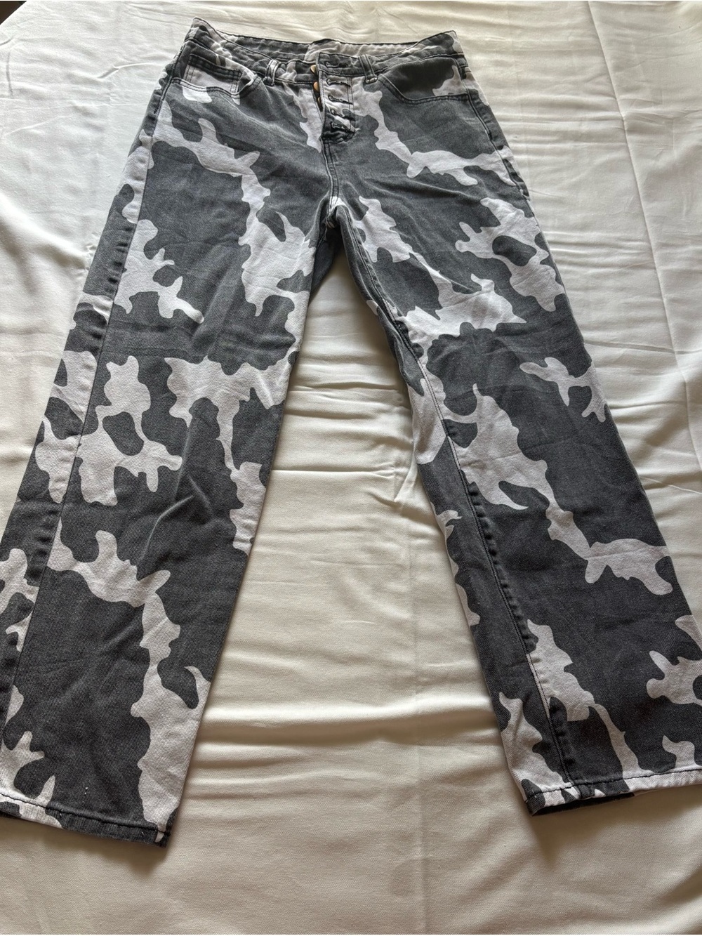 Men's Black & White Camo Relaxed Jeans
